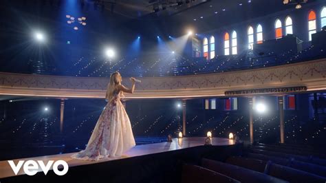 lyrics how great thou art carrie underwood: How Carrie Underwood's rendition of How Great Thou Art embodies the power of faith and inspiration in music.